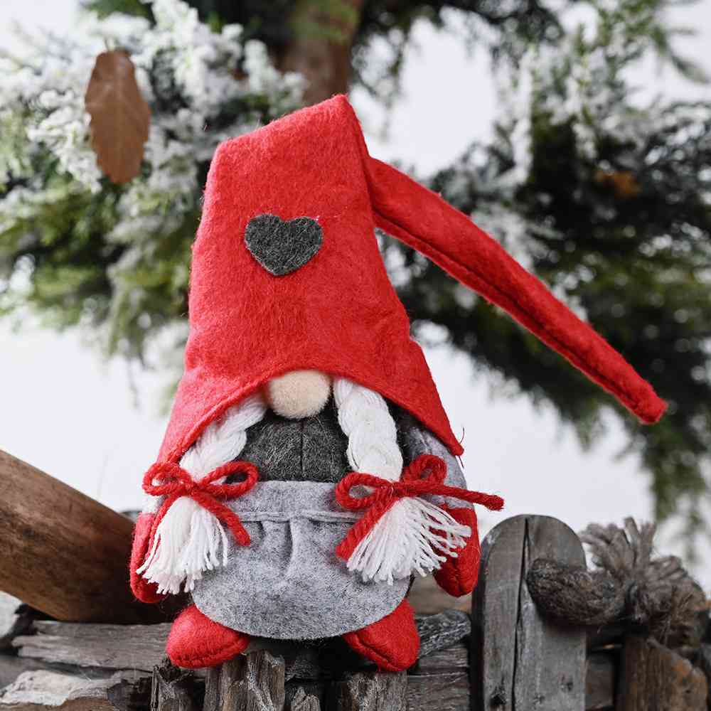 2-Piece Heart Pointed Hat Gnomes