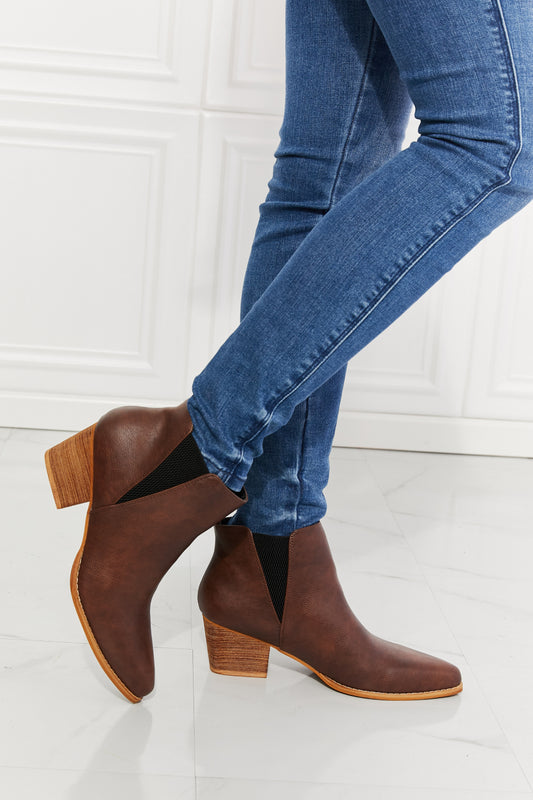 MMShoes Back At It Point Toe Boot in Chocolate